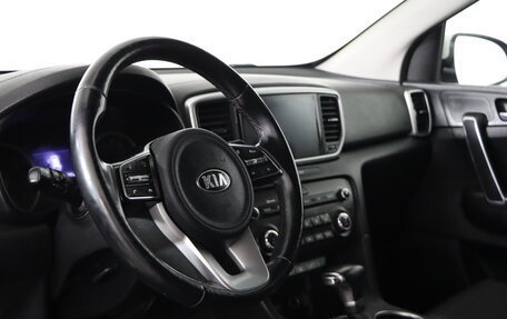 KIA Sportage IV рестайлинг, 2020 год, 1 999 990 рублей, 9 фотография