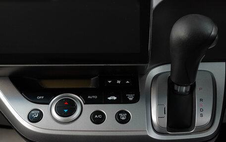 Honda Stream II, 2012 год, 1 459 000 рублей, 17 фотография