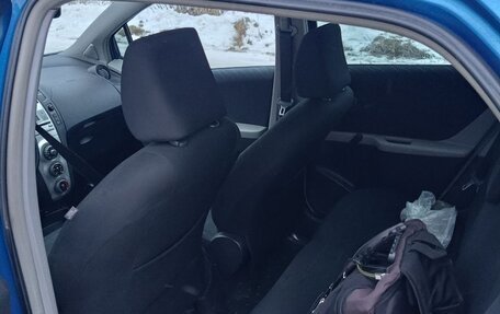 Toyota Yaris III рестайлинг, 2007 год, 490 000 рублей, 7 фотография