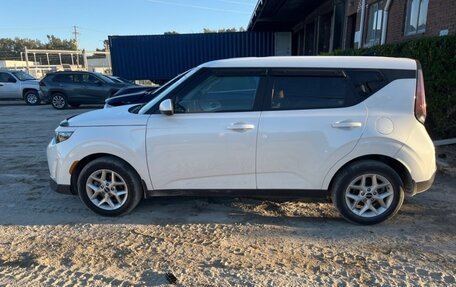 KIA Soul III, 2023 год, 1 700 000 рублей, 7 фотография