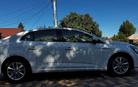 Renault Megane IV, 2020 год, 1 800 000 рублей, 11 фотография