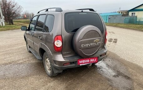 Chevrolet Niva I рестайлинг, 2014 год, 550 000 рублей, 3 фотография