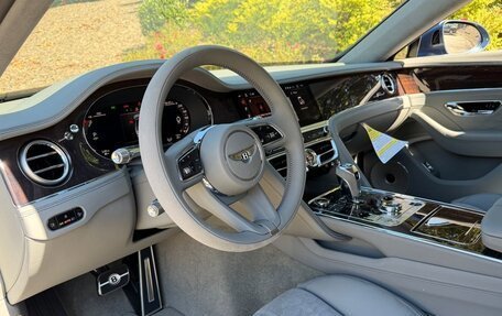 Bentley Flying Spur, 2025 год, 34 680 600 рублей, 19 фотография