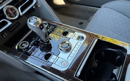 Bentley Flying Spur, 2025 год, 34 680 600 рублей, 32 фотография
