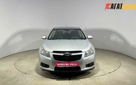 Chevrolet Cruze II, 2009 год, 600 000 рублей, 2 фотография