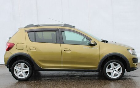 Renault Sandero II рестайлинг, 2017 год, 1 075 000 рублей, 4 фотография