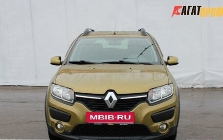 Renault Sandero II рестайлинг, 2017 год, 1 075 000 рублей, 2 фотография