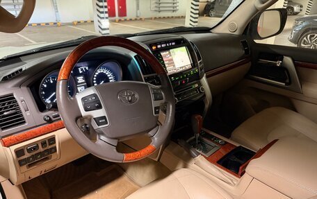 Toyota Land Cruiser 200, 2013 год, 3 700 000 рублей, 10 фотография