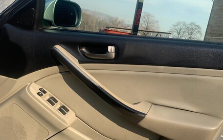 Nissan Skyline, 2001 год, 700 000 рублей, 17 фотография