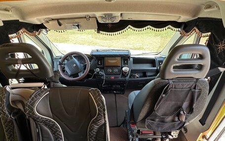 Peugeot Traveller I, 2016 год, 3 800 000 рублей, 7 фотография