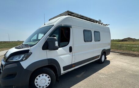 Peugeot Traveller I, 2016 год, 3 800 000 рублей, 3 фотография
