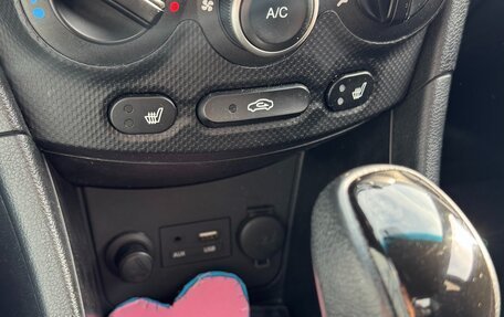 Hyundai Solaris II рестайлинг, 2015 год, 1 050 000 рублей, 14 фотография