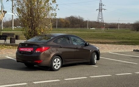 Hyundai Solaris II рестайлинг, 2015 год, 1 050 000 рублей, 6 фотография