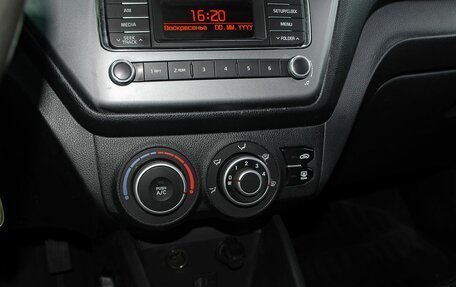 KIA Rio III рестайлинг, 2013 год, 800 000 рублей, 17 фотография