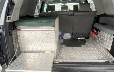 Toyota Sequoia II рестайлинг, 2010 год, 3 000 000 рублей, 9 фотография