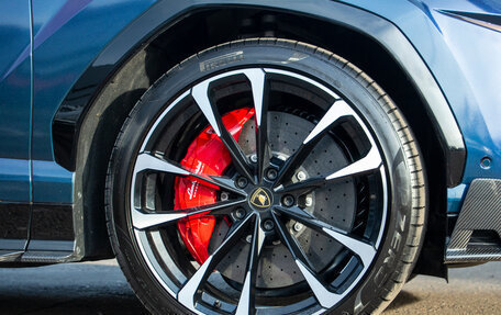 Lamborghini Urus I, 2022 год, 31 000 000 рублей, 6 фотография