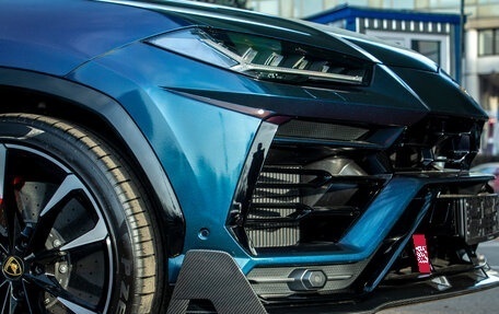 Lamborghini Urus I, 2022 год, 31 000 000 рублей, 5 фотография