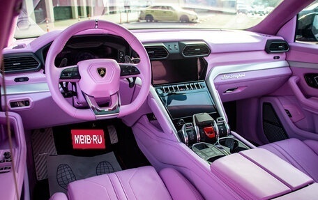 Lamborghini Urus I, 2022 год, 31 000 000 рублей, 17 фотография