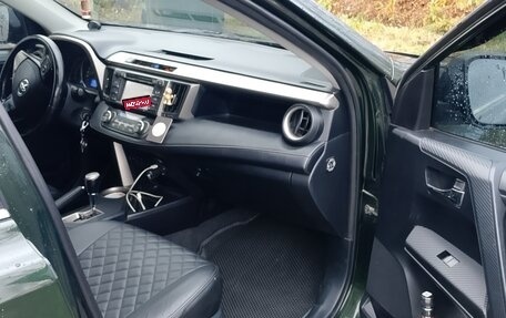 Toyota RAV4, 2013 год, 1 680 000 рублей, 11 фотография