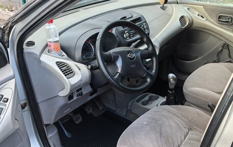 Nissan Almera Tino i, 2000 год, 225 000 рублей, 9 фотография