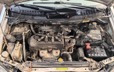 Nissan Almera Tino i, 2000 год, 225 000 рублей, 8 фотография