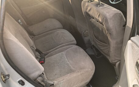 Nissan Almera Tino i, 2000 год, 225 000 рублей, 21 фотография