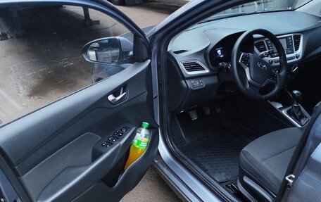 Hyundai Solaris II рестайлинг, 2019 год, 1 150 000 рублей, 5 фотография