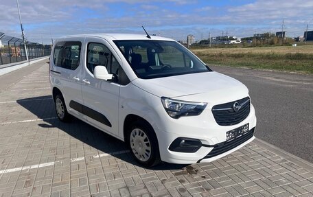 Opel Combo E, 2020 год, 2 180 000 рублей, 2 фотография