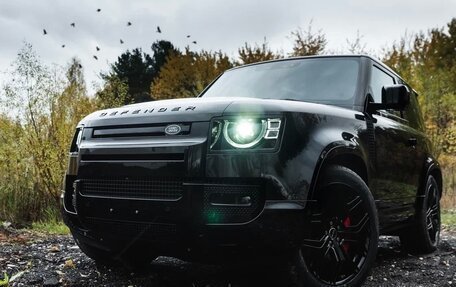 Land Rover Defender II, 2022 год, 15 000 000 рублей, 7 фотография