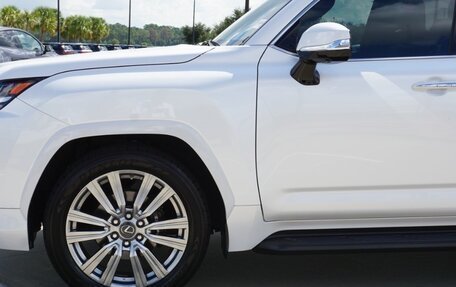 Lexus LX, 2023 год, 16 900 000 рублей, 9 фотография