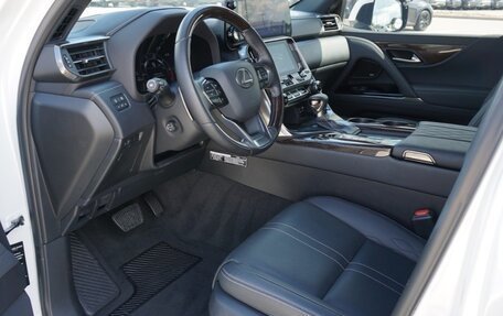 Lexus LX, 2023 год, 16 900 000 рублей, 12 фотография