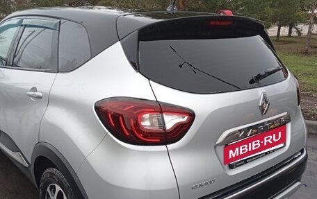 Renault Kaptur I рестайлинг, 2018 год, 1 500 000 рублей, 3 фотография