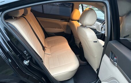 Hyundai Elantra VI рестайлинг, 2017 год, 1 555 000 рублей, 10 фотография