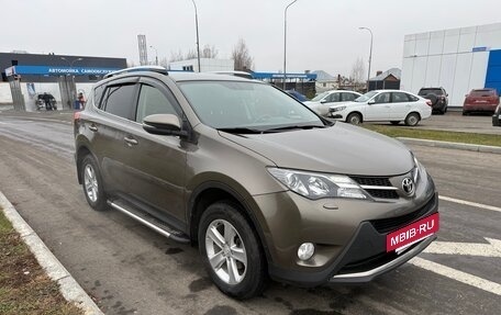 Toyota RAV4, 2014 год, 1 895 000 рублей, 2 фотография