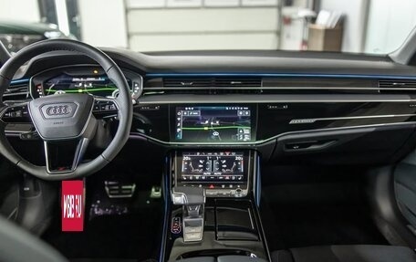 Audi A8, 2025 год, 13 800 000 рублей, 18 фотография