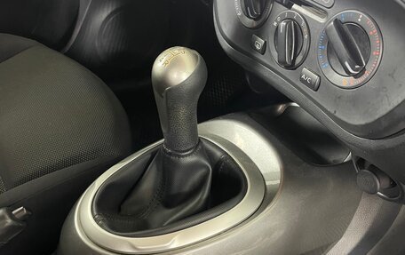 Nissan Juke II, 2014 год, 960 000 рублей, 17 фотография