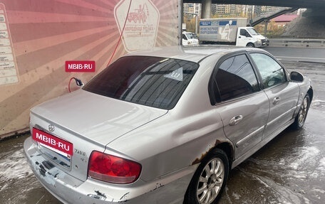 Hyundai Sonata IV рестайлинг, 2005 год, 250 000 рублей, 5 фотография