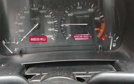 Volkswagen Polo III рестайлинг, 1998 год, 120 000 рублей, 2 фотография