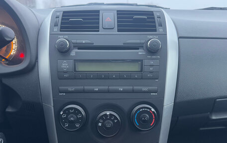 Toyota Corolla, 2011 год, 959 000 рублей, 18 фотография