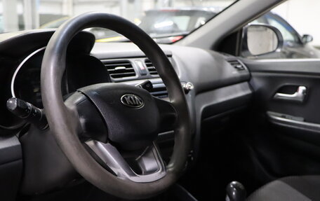 KIA Rio III рестайлинг, 2013 год, 549 990 рублей, 9 фотография