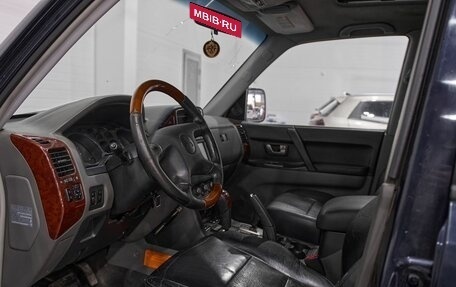 Mitsubishi Pajero III рестайлинг, 2004 год, 600 000 рублей, 15 фотография