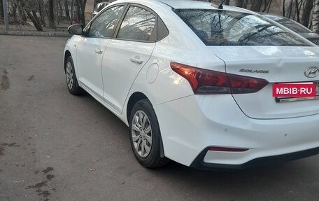 Hyundai Solaris II рестайлинг, 2019 год, 910 000 рублей, 4 фотография