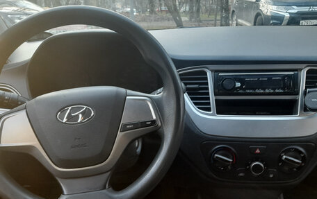 Hyundai Solaris II рестайлинг, 2019 год, 910 000 рублей, 13 фотография