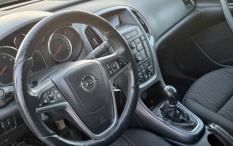 Opel Astra J, 2013 год, 750 000 рублей, 9 фотография