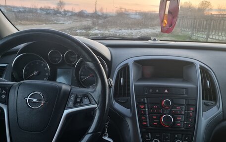 Opel Astra J, 2013 год, 750 000 рублей, 8 фотография