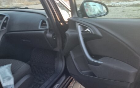 Opel Astra J, 2013 год, 750 000 рублей, 10 фотография