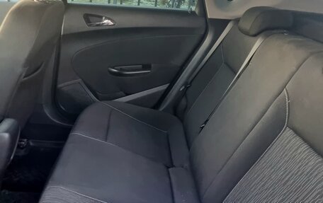 Opel Astra J, 2013 год, 750 000 рублей, 11 фотография