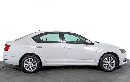 Skoda Octavia, 2018 год, 1 620 000 рублей, 4 фотография