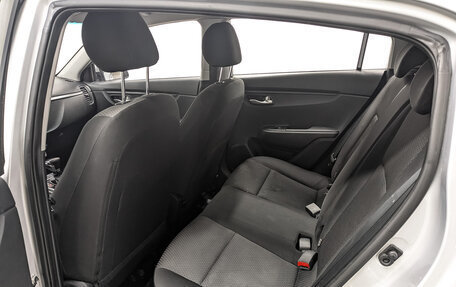 KIA Rio IV, 2021 год, 930 000 рублей, 17 фотография