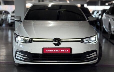 Volkswagen Golf VIII, 2022 год, 2 600 000 рублей, 1 фотография